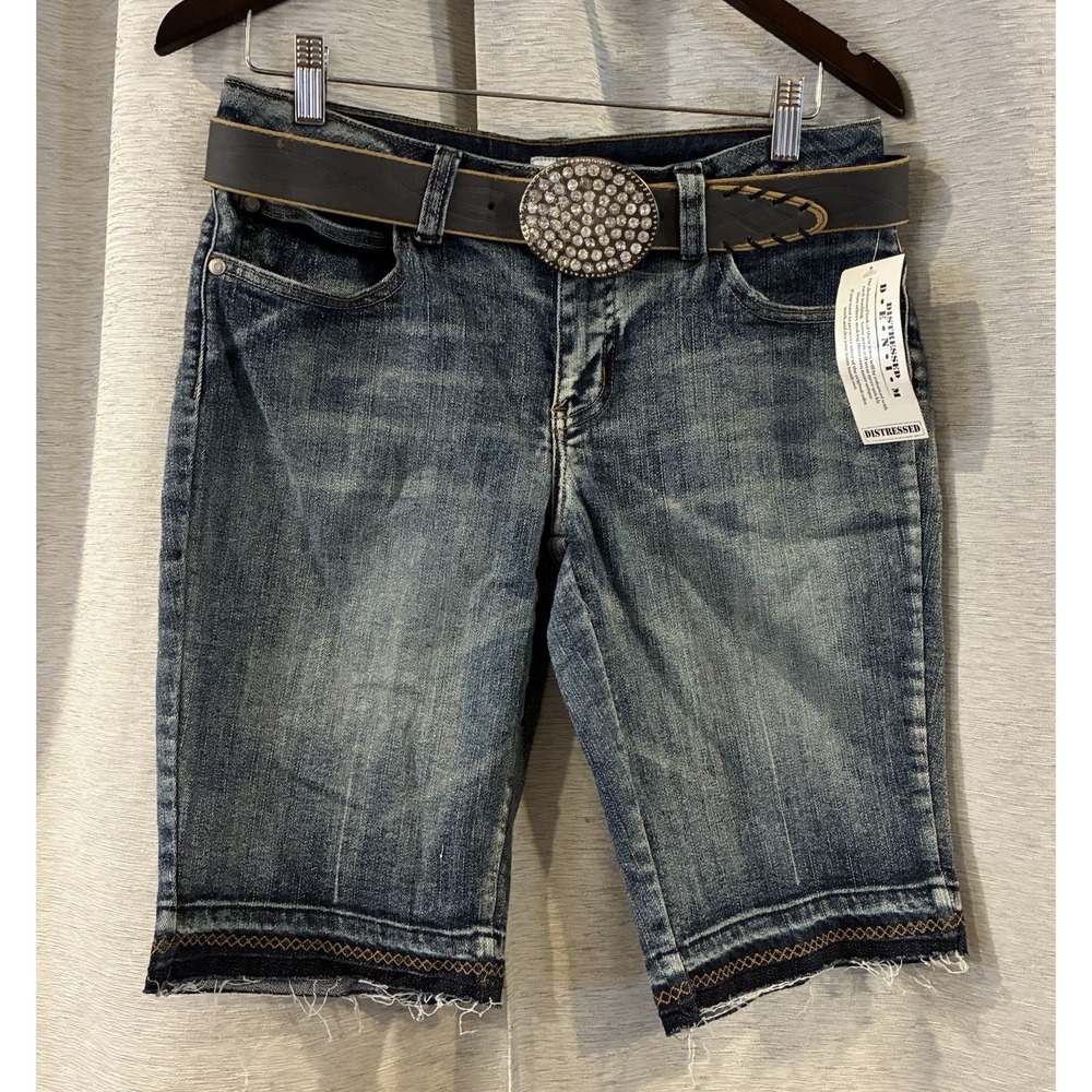 No Boundaries Y2K Bermuda Jean Shorts Size 11 Medium Wash Studded Belt 26201108
